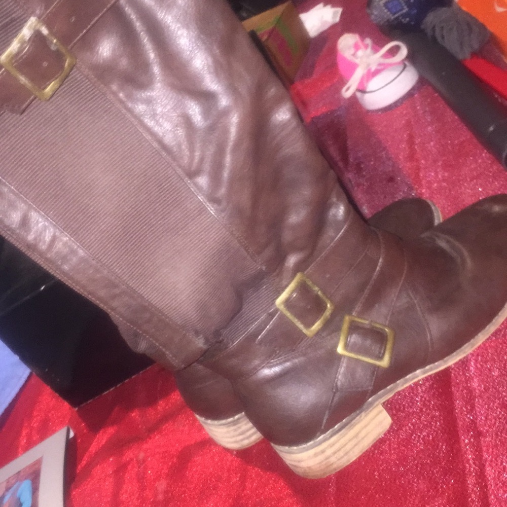 Woman's boots